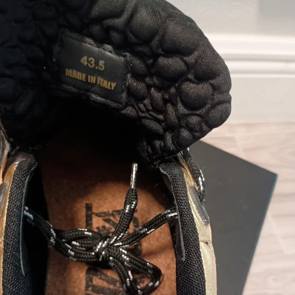 designer LIMITED EDITION VERSACE Trigreca Glitter sneaker